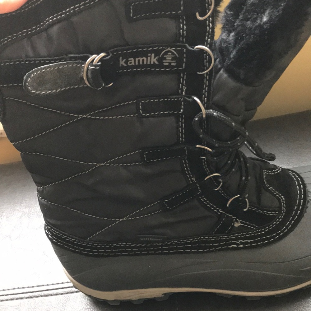 Kamik SnowValley Waterproof Faux Fur Lining Sz 10.